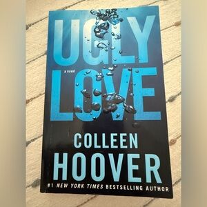 Ugly Love by Colleen Hoover Book